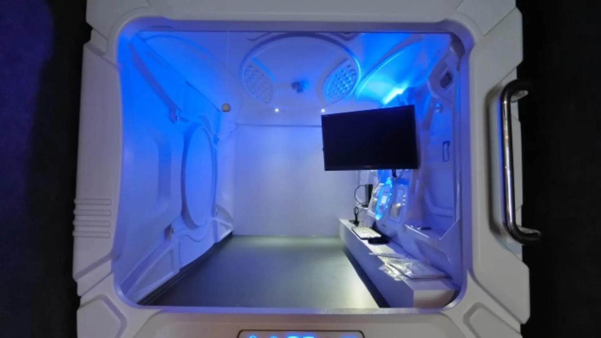 Capsule Hotel Manyudo