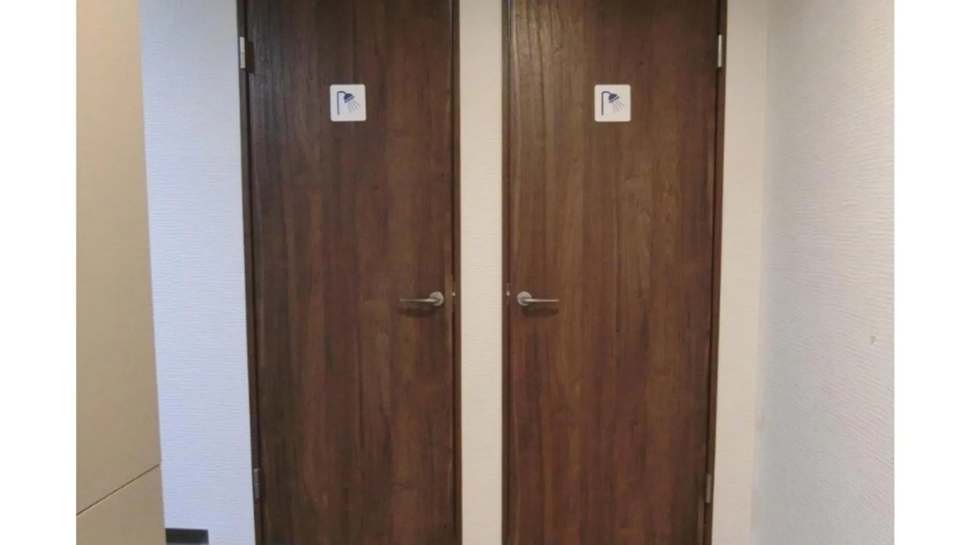 Capsule Hotel Manyudo