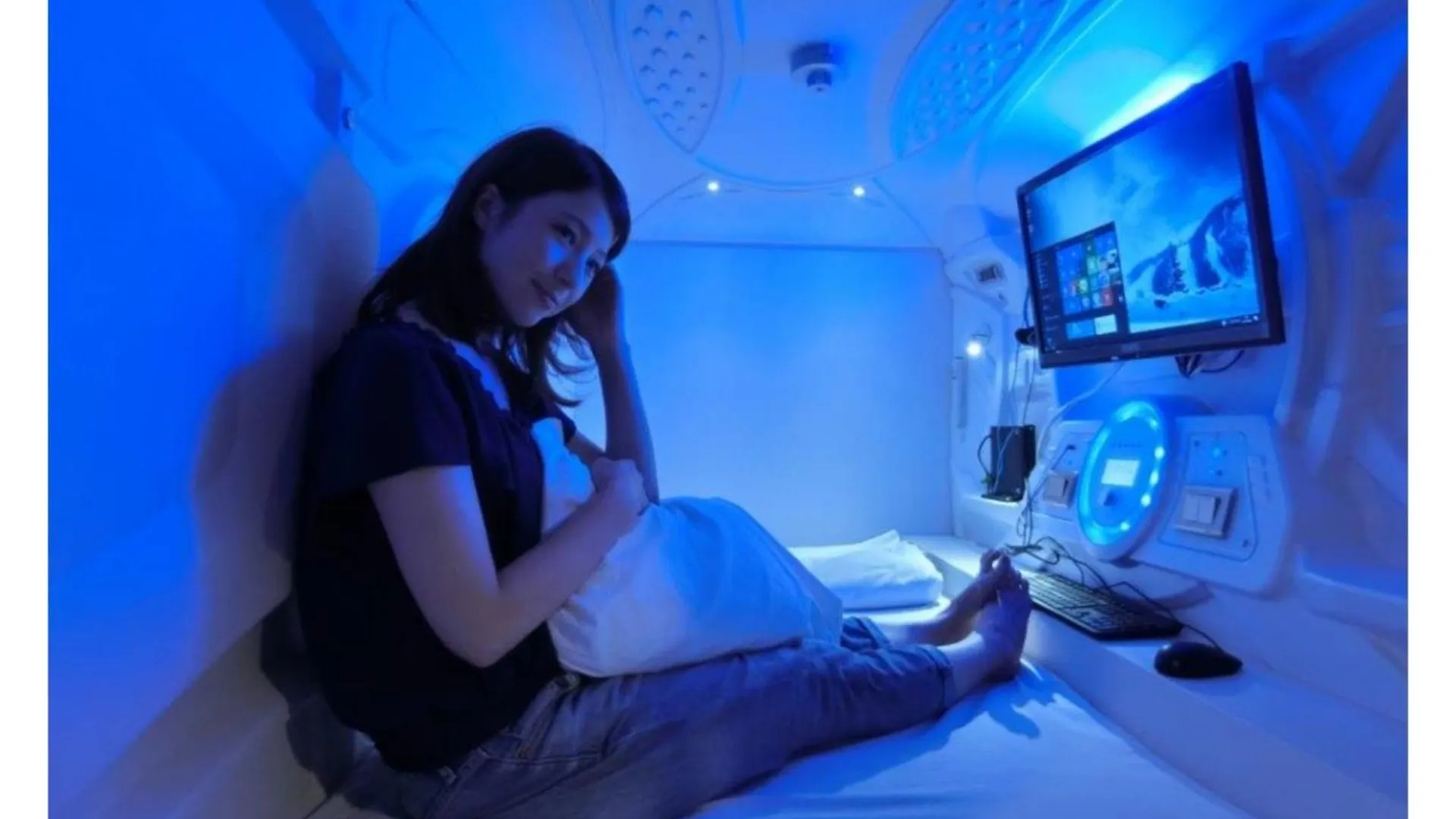 Capsule Hotel Manyudo